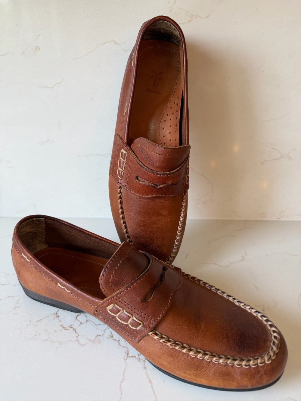 Men's Frye Distressed Brown Leather Penny Loafers Rubber Sole Slip On / 9